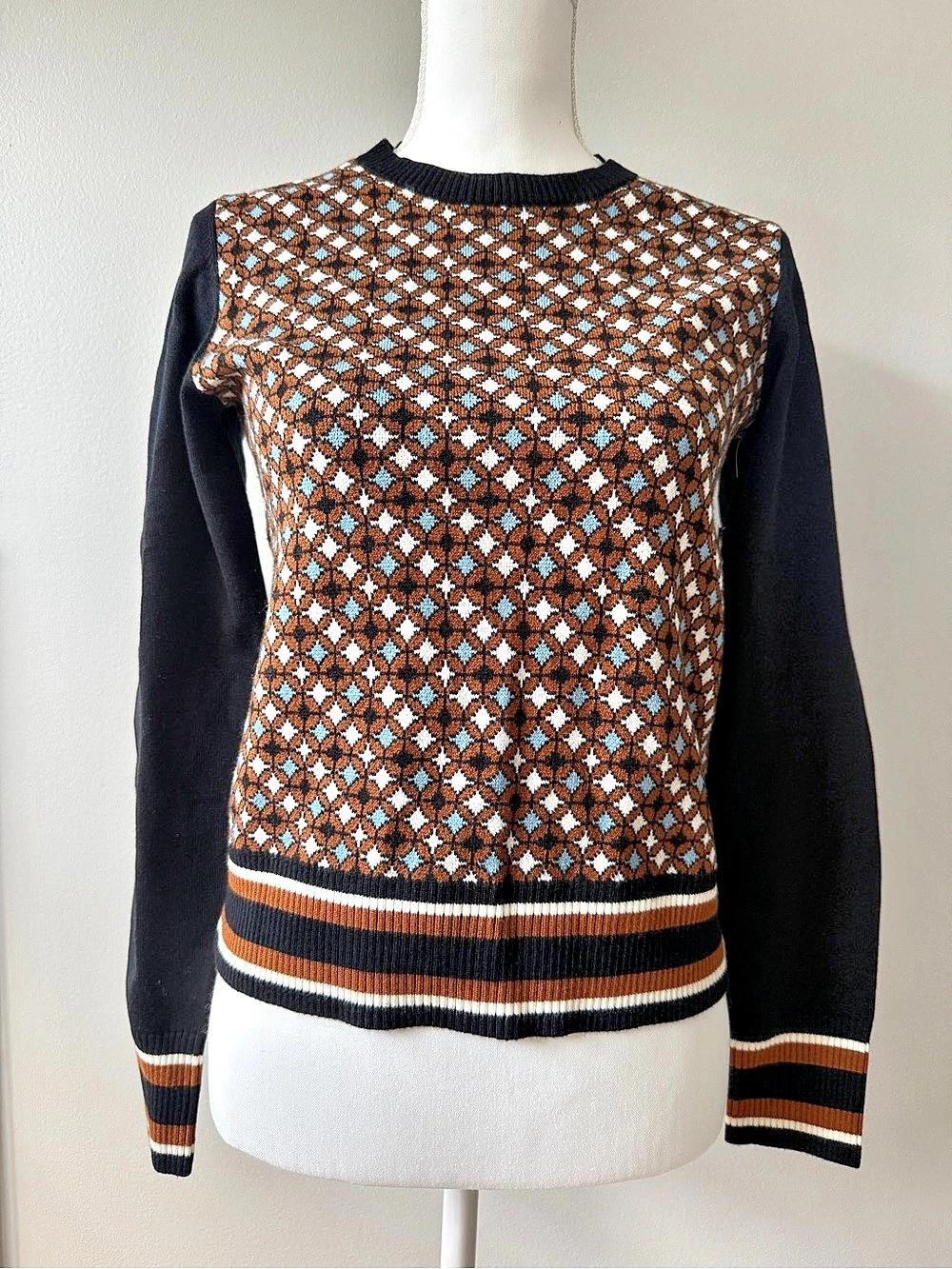 Nine West Geometric Crew Neck Sweater in Black & Brown Size Medium NWT